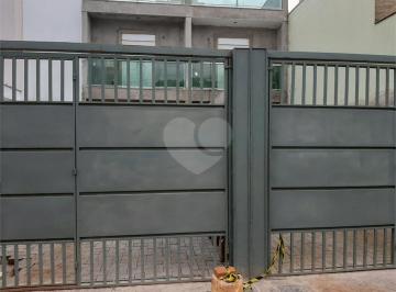 Casa · 70m² · 2 Quartos · 2 Vagas · Sobrado com 2 quartos à venda em Vila nivi - SP