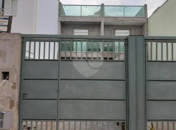 Casa · 70m² · 2 Quartos · 2 Vagas · Sobrado com 2 quartos à venda em Vila nivi - SP