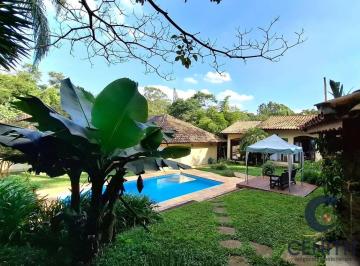 Casa · 360m² · 5 Quartos · 4 Vagas · Casa Rústica no Jardim Colibri - 5 Dorms (3 Sts), Piscina e Espaço Gourmet