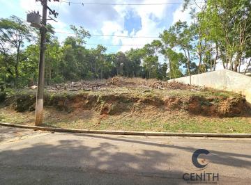 Terreno · 1317m² · Lote Elevado com Grande Platô e Vista para Reserva - Golf Club