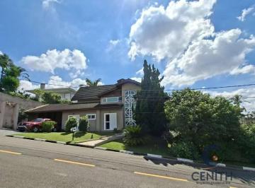 Casa · 268m² · 3 Quartos · 4 Vagas · Casa Contemporânea em condomínio com 3 Suítes, Gourmet e Gramado Impecável