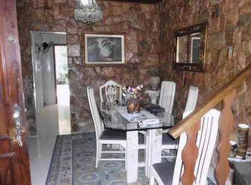 casa-com-4-quartos-a-venda-310m-no-bangu-rio-de-janeiro1764078657981.webp · Casa à venda, Bangu, Rio de Janeiro, RJ