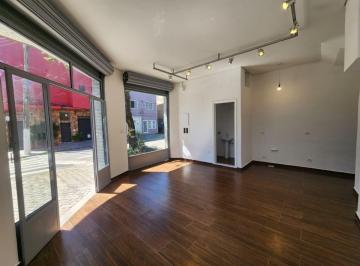 Comercial , São Paulo · Salão comercial com 40 m² com 01 banheiro na Vila Romana