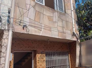 Foto 01 · Casa à venda no Tatuapé de Vila próximo ao metrô, 2 quartos, sala 2 ambientes, cozinha, 2 banheiros,
