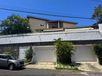 Casa de 5 quartos, Salvador · Casa com 4 quartos, piscina no Caminho das Árvores, Salvador-BA