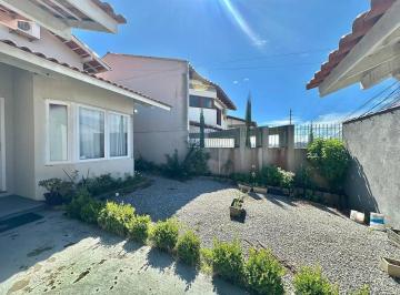 Casa · 242m² · 3 Quartos · 3 Vagas · Casa 5 Quartos com 1 Suíte - Itaguaçu