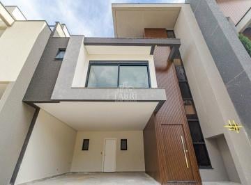 Casa · 219m² · 3 Quartos · Casa à venda - em Santa Cândida