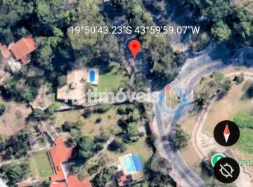Terreno · 550m² · Ótima oportunidade para investir ou construir! Lote com 550 m²;, localizado no bairroTrevo