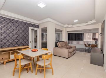 Apartamento · 146m² · 3 Quartos · 2 Vagas · Apartamento à venda no Centro em Balneário Camboriú.