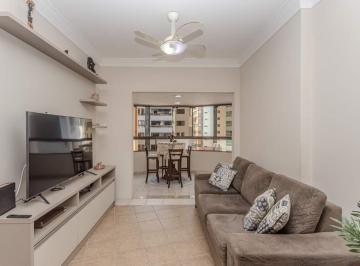 Apartamento · 118m² · 3 Quartos · 2 Vagas · Apartamento á venda no Centro em Balneário Camboriú.