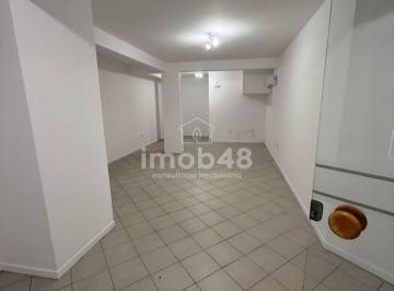 Comercial · 43m² · Conjunto Sala à Venda em Praia Comprida - 43.9m² por R$250.000