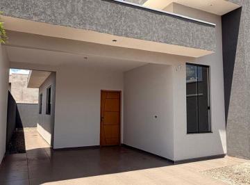 Casa de 2 quartos, Paiçandu · Casa com suite no Residencial Cidade Jardim