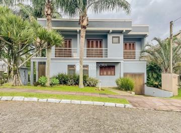 Casa · 415m² · 4 Quartos · 4 Vagas · Casa em Condomínio com 4 quartos (suítes), no bairro Agronomia