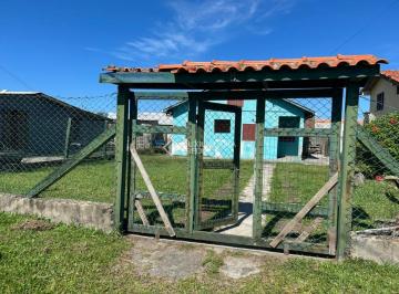 Casa · 80m² · 3 Quartos · Casa com 3 quartos em Cidreira.