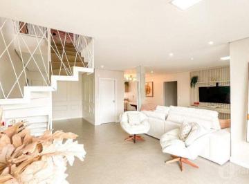 Apartamento · 246m² · 4 Quartos · 2 Vagas · VENDA | Apartamento, com 4 dormitórios em Centro, Toledo
