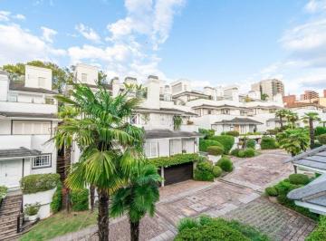 Casa · 567m² · 3 Quartos · 4 Vagas · Casa alto padrão em condomínio | 3 suítes | Elevador | Terraço | Jacuzzi | Boa Vista /Porto Alegre