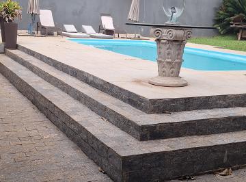 Casa de 6 quartos, Sobradinho · Casa térrea com 5 suites