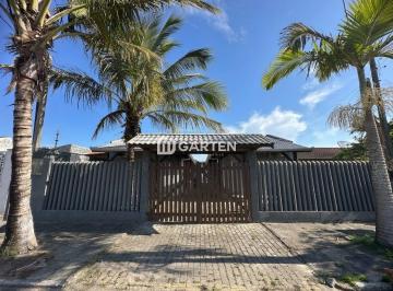 Casa · 250m² · 8 Quartos · 4 Vagas · Casa com 8 quartos próximo a Praia em Matinhos-PR