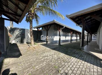 Casa · 250m² · 8 Quartos · 4 Vagas · Pousada com 8 quartos próximo a Praia em Matinhos-PR