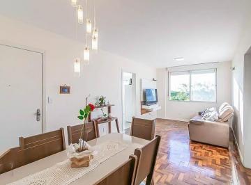 Apartamento · 77m² · 2 Quartos · 1 Vaga · Apartamento 2 Dormitórios com Garagem e Piscina – 77m² Próximo ao Centro