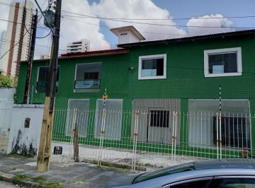 Casa de 4 quartos, Recife · Casa residencial e comercial em ponto de parada