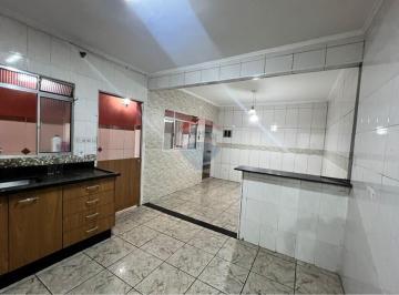 Casa · 189m² · 3 Quartos · 2 Vagas · Casa com 3 dormitórios