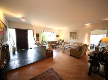 38591315-d022-4510-8739-7a376e5d0a82 · Deslumbrante casa para venda em Planalto Paulista com 5 quartos, sendo 3 suítes, 400m²