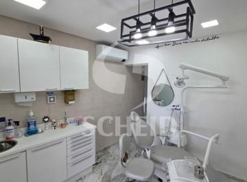 Comercial · 30m² · 1 Quarto · Sala 30m2 no Campo Grande com recepção, 1 banheiro, cadeira e aparelhos odontológicos.