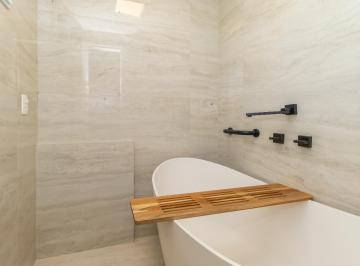 f4cd9914-80db-4967-9d6e-183e7e4585a7 · Elegante apartamento para venda em Vila Mariana com 4 quartos, sendo 4 suítes, 182m²