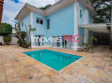 Casa · 350m² · 5 Vagas · Residência alto padrão em localização privilegiada, área gourmet, piscina, 4 suítes, 5 vagas