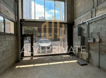 Comercial · 160m² · 3 Vagas · Salão Comercial, oportunidade para seu negócio.