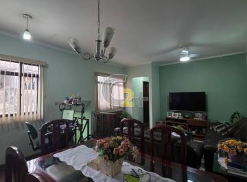 Casa · 100m² · 3 Quartos · 3 Vagas · Casa a venda na Vila Carmen, 3 quartos sendo 1 suíte e 3 vagas