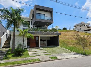 Casa · 360m² · 5 Quartos · 4 Vagas · Casa à venda de 340m² | 05 dormitórios, sendo 01 suíte e 04 vagas de garagem | Condomínio Verana | S