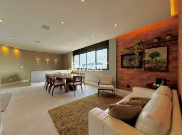 Apartamento · 250m² · 4 Quartos · 3 Vagas · Cobertura à venda no bairro Embaré