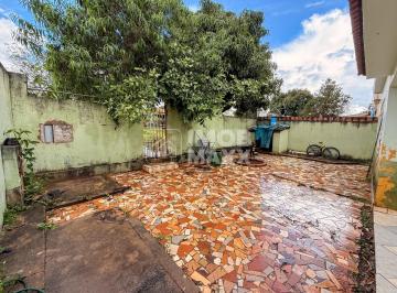 Casa · 350m² · 4 Quartos · 7 Vagas · Casa Sobradinho-DF: 350m², 4 Qts, 2 banheiros, R$ 445 mil