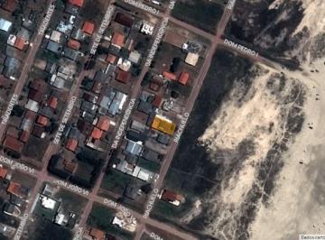 Casa, frente ao mar, A.T.: 300m², A.C.: 152m², Presidente, Imbé - RS - Foto [1] · Casa, frente ao mar, A.T.: 300m², A.C.: 152m², Presidente, Imbé - RS