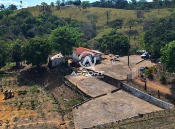 img0 · Casa com 2 Quarto(s) e 1 banheiro(s) para Alugar, 39 m² por R$ 290 / Mês