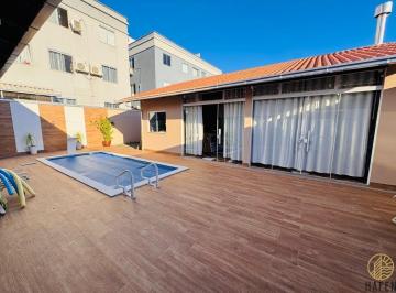 Casa · 99m² · 2 Quartos · 2 Vagas · Casa no Centro 500 metros do Mar