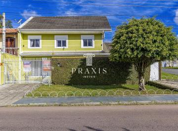 Casa · 165m² · 3 Quartos · 4 Vagas · Casa de esquina com 3 quartos, uma suíte, 4 vagas