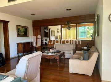Apartamento · 220m² · 4 Quartos · 2 Vagas · 220m² | 4 Quartos | 2 Suítes | 2 Vagas | Tijuca