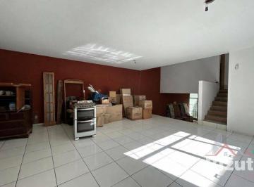 28d44fc32560c20b45b4025de7de7138155d0ac5 · Casa com 3 quartos à venda em Vianelo, Jundiaí/SP.