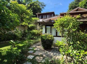 061c37fde3d81e1241af36d63634bc42c339e8a9 · Casa com 6 dormitórios à venda, 300 m² por R$ 990.000,00 - Mata Paca - Niterói/RJ