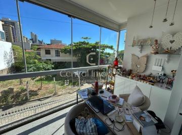 Casa · 250m² · 5 Quartos · 2 Vagas · Casa a 60m da Praia no Centro de Baln. Picarras