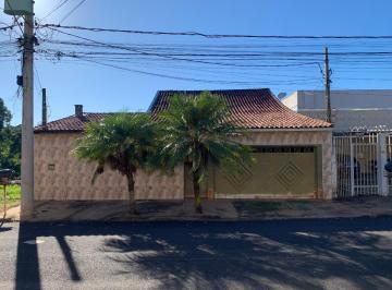 b91bef4d-2419-4cda-ad37-a5c565cb02d8 · Deslumbrante casa para venda em Jardim Aeroporto I com 3 quartos, sendo 1 suíte, 180m²