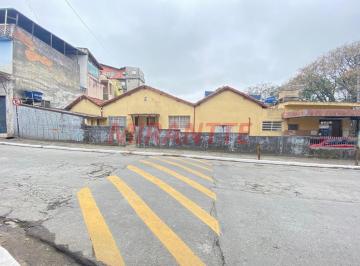 ee1bad6b18ca4a6b6096de4576aaa197.jpg · Casa terrea de 380m² com 4 quartos