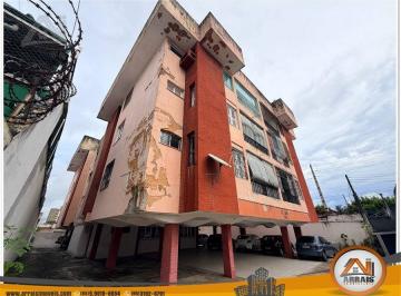 4430e91b895f8f76f44970b3f741205435e41894 · Apartamento com 3 dormitórios à venda, 123 m² por R$ 240.000 - Benfica - Fortaleza/CE