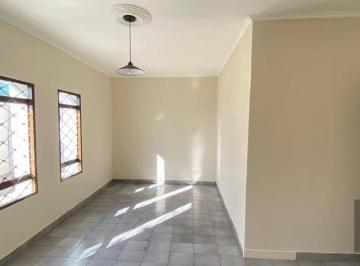 7c38538f3a8eade24a6ec3100cd4a500a6f8fc17 · Casa com 3 dormitórios à venda, 300 m² por R$ 450.000,00 - Vila Brasil - Pirassununga/SP