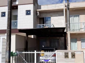 Casa · 64m² · 2 Quartos · 1 Vaga · Sobrado Geminado Mobiliado com 2 dormitórios em Itacolomi - Balneário Piçarras -