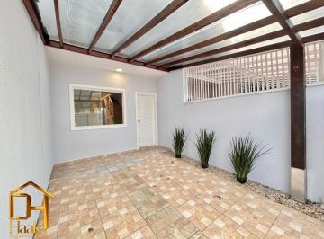 Foto 01 · Sobrado geminado reformado com 2 quartos e 1 vaga no bairro Vila Nova em Joinville/SC