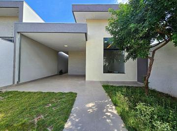 Casa de 3 quartos, Campo Grande · Linda casa térrea na região do Vilas Boas (Mansur), com excelente localização e fachada moderna